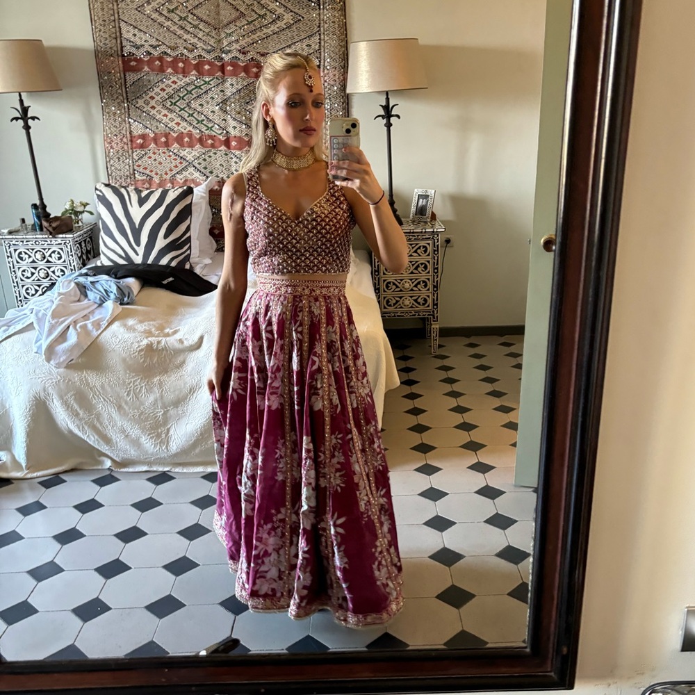 traditional Indian wedding attire